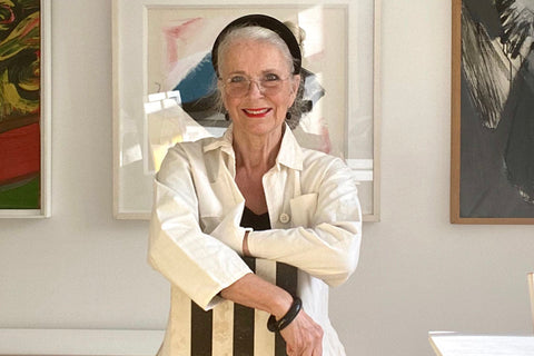 Eva looking stylish at home