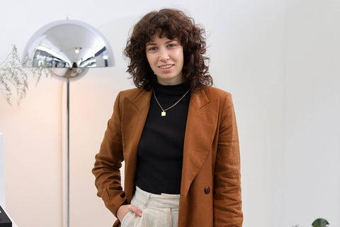 a shot of Jenna in the studio