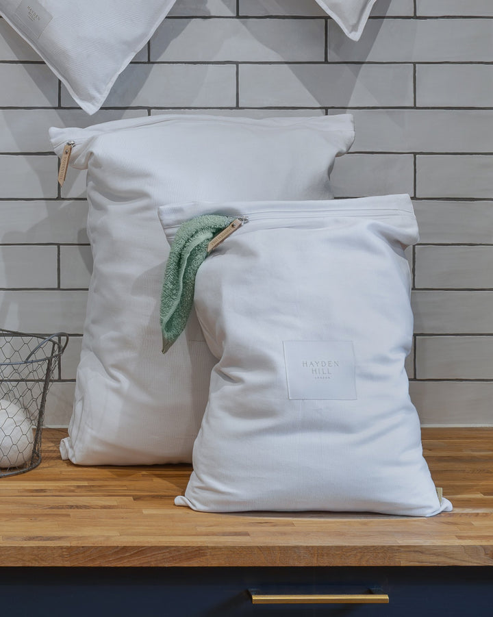 Organic Cotton Travel Laundry Bags Set of 2 in White