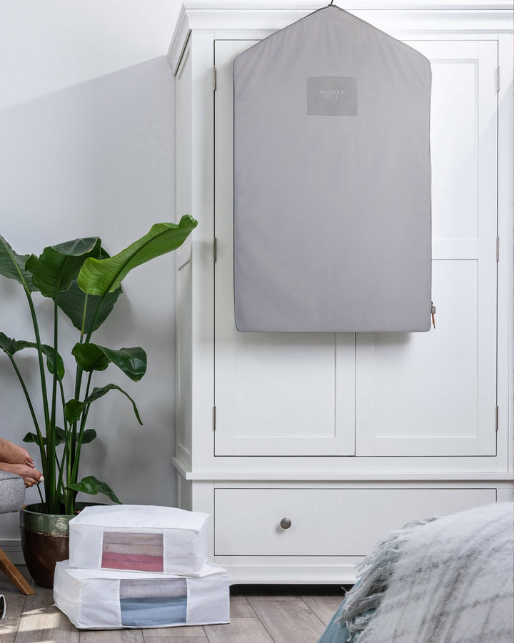 Short Organic Cotton Hanging Bag in Grey