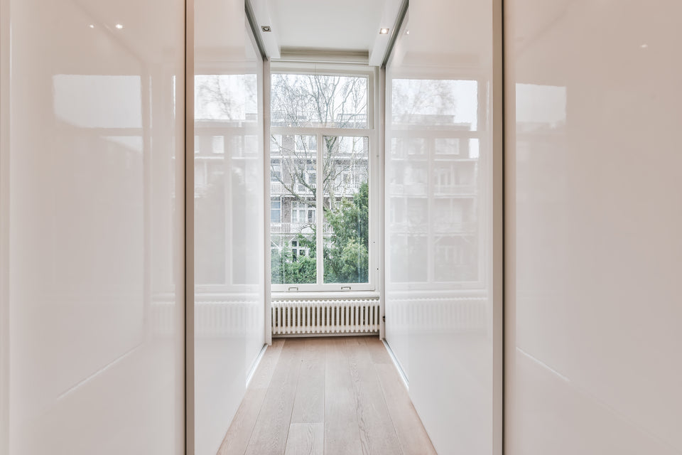 white gloss sliding closet doors